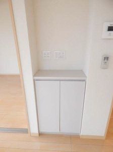 ガーデンコート　Ⅴ棟　＊ E0102号-13