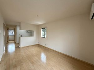 Sunny court 屋野 Ⅱ棟 ** B0201号-2