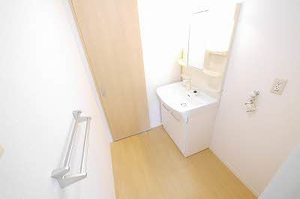 ベニコー　Ｂ棟　＊＊ B0202号-5