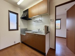 エスピーハウス三重　Ｂ棟　＊＊ B0203号-3