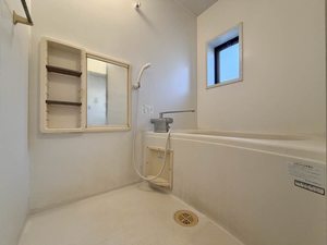 エスピーハウス三重　Ｂ棟　＊＊ B0203号-4