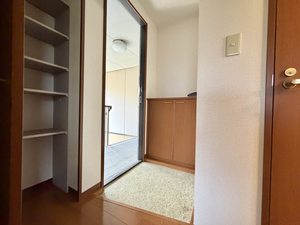 エスピーハウス三重　Ｂ棟　＊＊ B0203号-12