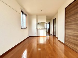 グランディール D棟 * D0201号-3