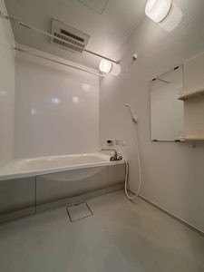 コンフォルト・ファイブ　Ｂ棟　＊＊ B0102号-4