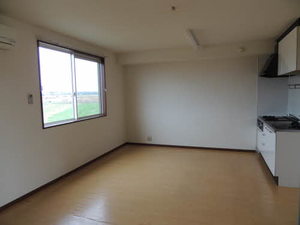 ファミールK A0202号-2
