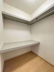 サウザンドタウン　Ｃ棟　＊ C0202号-8