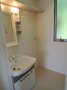 コンヴィラージュ　Ⅰ棟　＊＊ A0203号-5