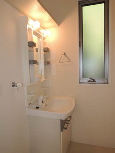 コンヴィラージュ　Ⅱ棟　＊＊ B0201号-7