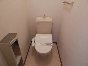 クレストタウン　Ａ棟　＊＊ A0102号-3