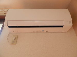 クレストタウン　Ａ棟　＊＊ A0102号-6