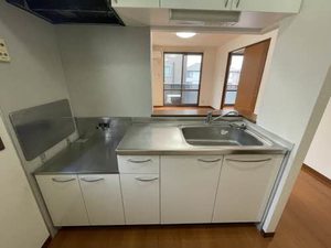 クレストタウン　Ｂ棟　＊＊ B0201号-3