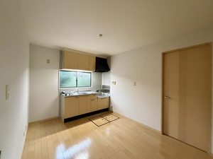 シャルマンドミール　Ｂ棟　＊ B0102号-2