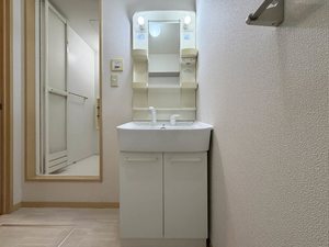 シャルマンドミール　Ｂ棟　＊ B0102号-5