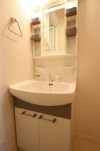 サンリッチ　Ｄ棟　＊＊ D0201号-5