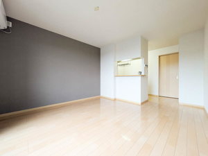 サンリッチ　Ａ棟　＊＊ A0203号-2