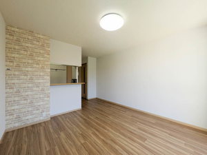 サンリッチ　Ｃ棟　＊＊ C0103号-2