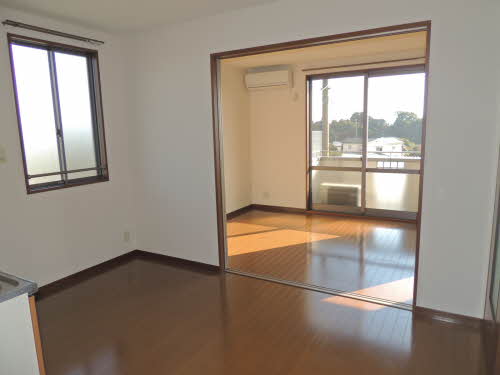 バリュージュ会下　Ｂ棟　＊ B0201号-2