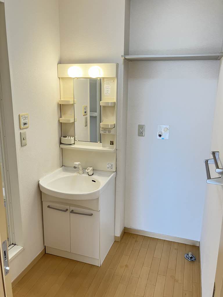 スクーデリア２００６　＊＊　Ｂ棟 B0101号-7