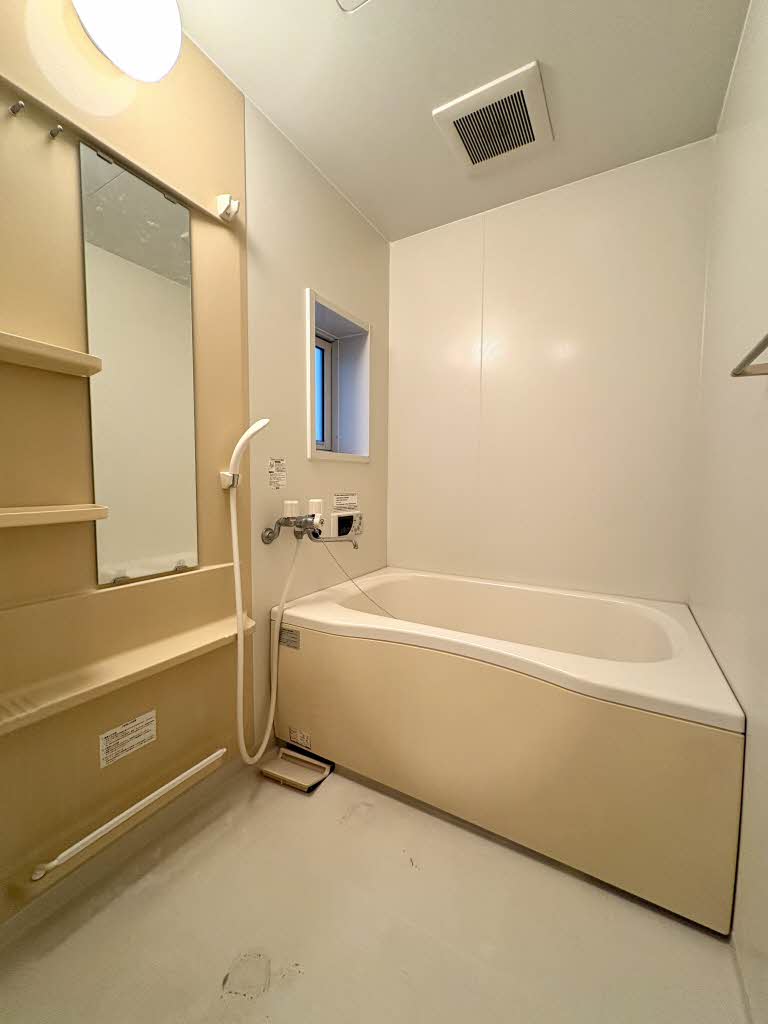 エーアスト湯川 A棟 A0204号-4