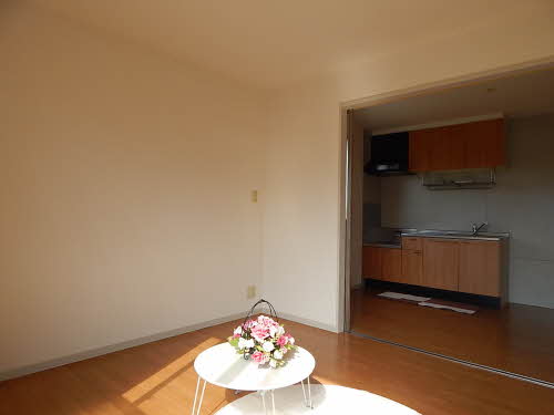 Ｋ・アルメリア　Ｂ棟　＊ B0102号-2