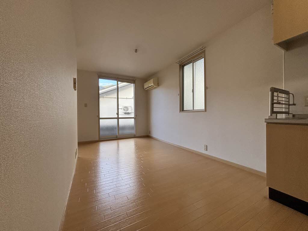 シャーメゾンアカシヤ　＊＊ A0101号-2