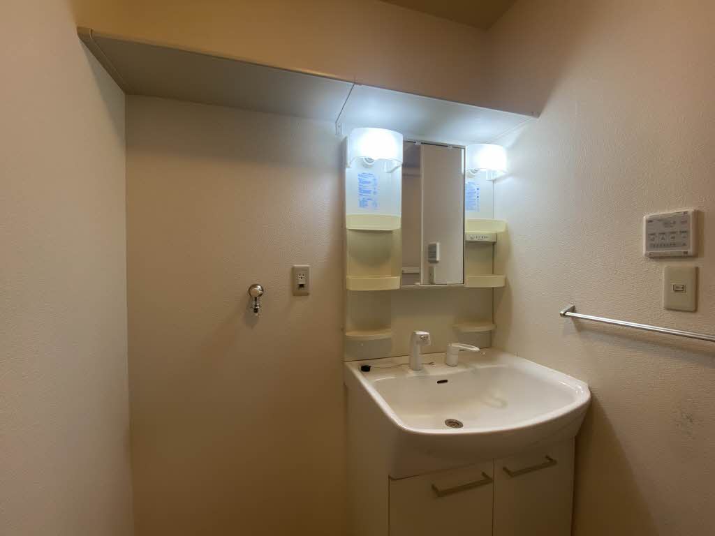 ジュネス西宮市 ** A0204号-5
