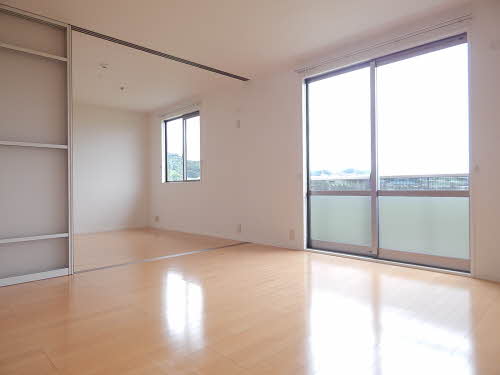 コスモスコーポラス　Ｄ棟　＊ D0101号-3