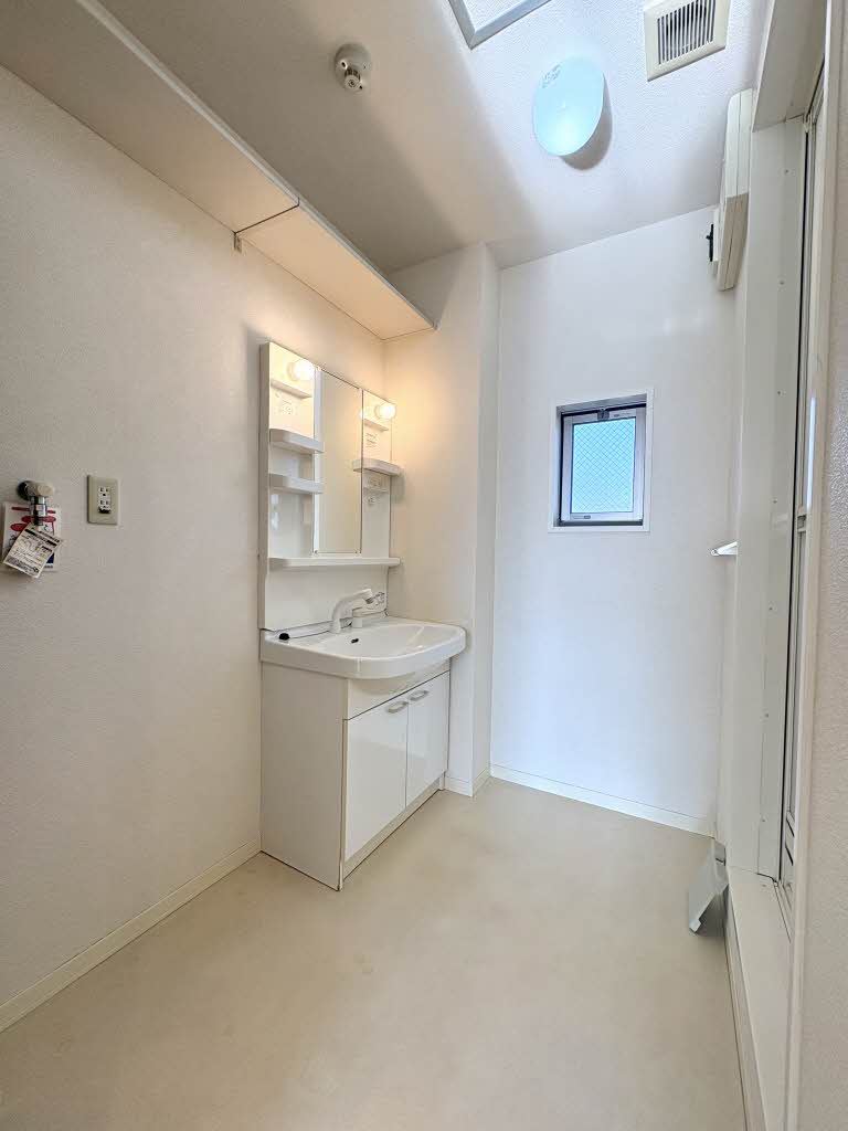 クリプトン　＊ A0202号-5