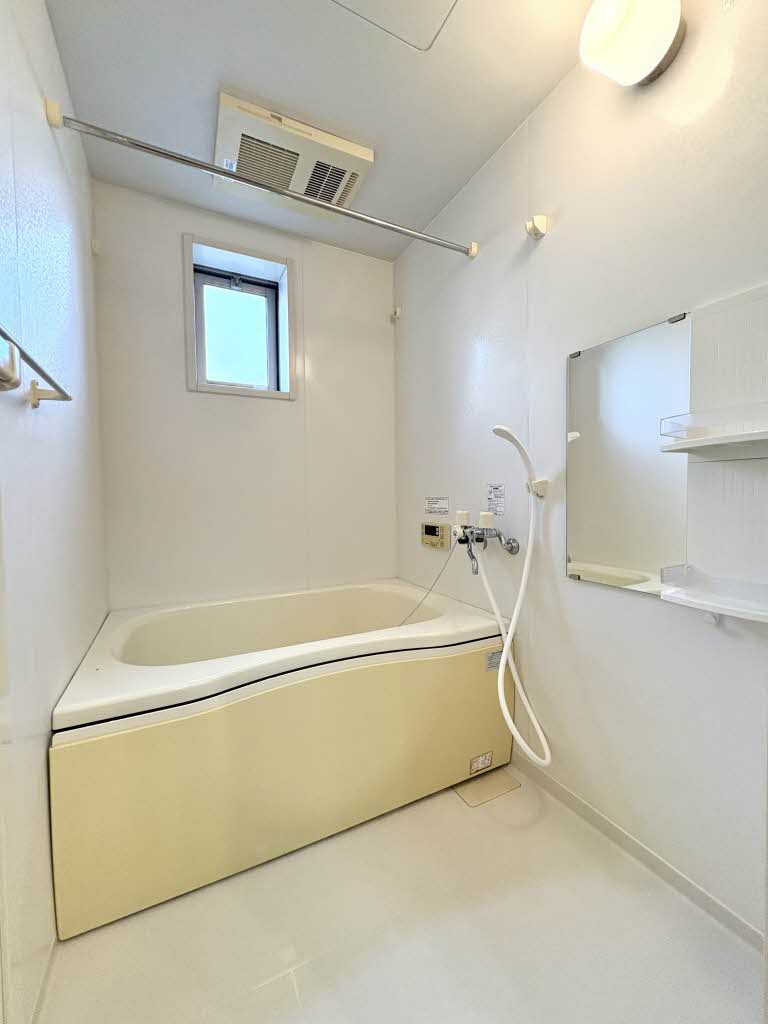 ヴァーチャスの杜　Ｂ棟　＊＊ B0103号-4