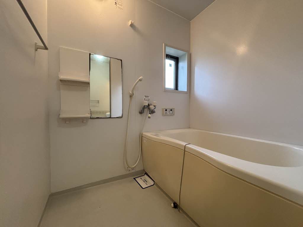 デ・フォレスト　＊ A0201号-4