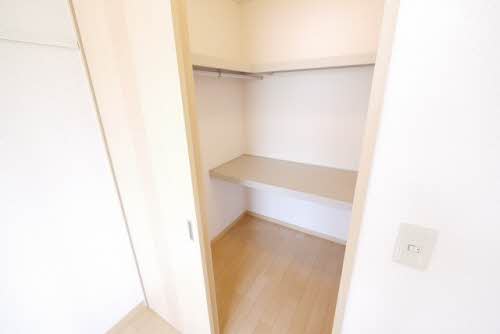 ヴィサージュ本城　＊＊　Ｄ棟 D0101号-8