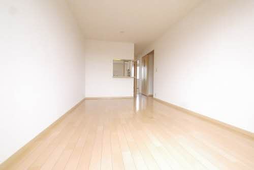 ヴィサージュ本城 ** D棟 D0203号-2