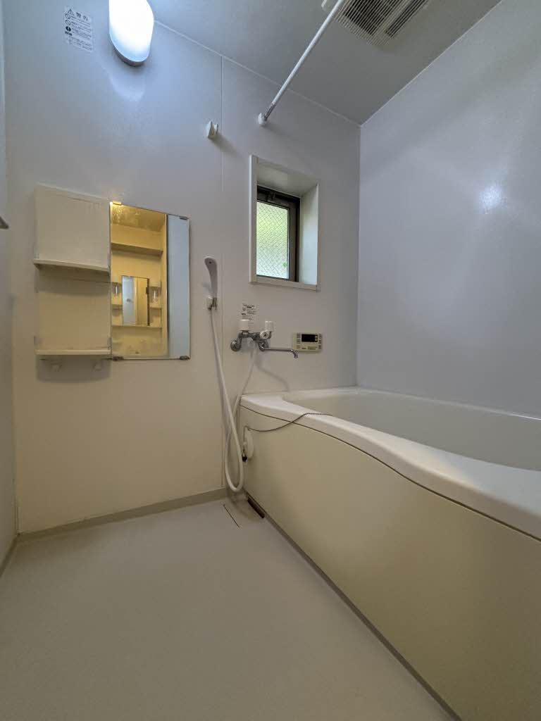 ラトゥール大和　＊＊ A0103号-4