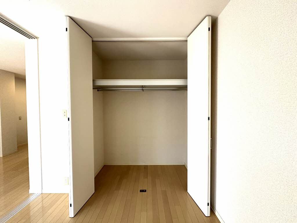 ラトゥール大和　＊＊ A0104号-8