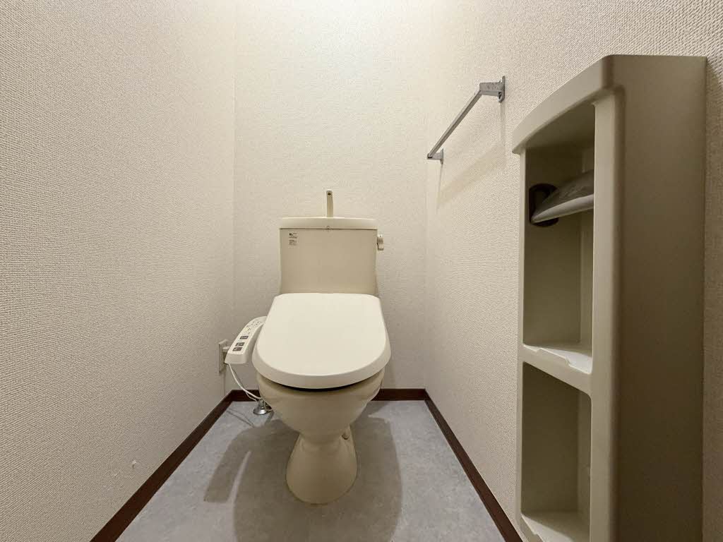 エスピーハウス三重　Ｂ棟　＊＊ B0203号-6