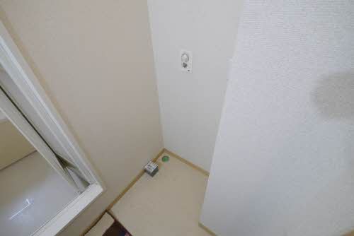 サリーレ新屋敷　Ⅱ番館　＊＊ B0101号-11