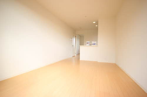 ソレイユコート　Ｂ棟　＊＊ B0201号-3