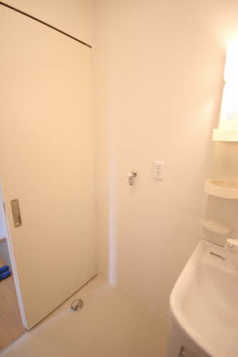 ソレイユコート　Ｂ棟　＊＊ B0201号-8