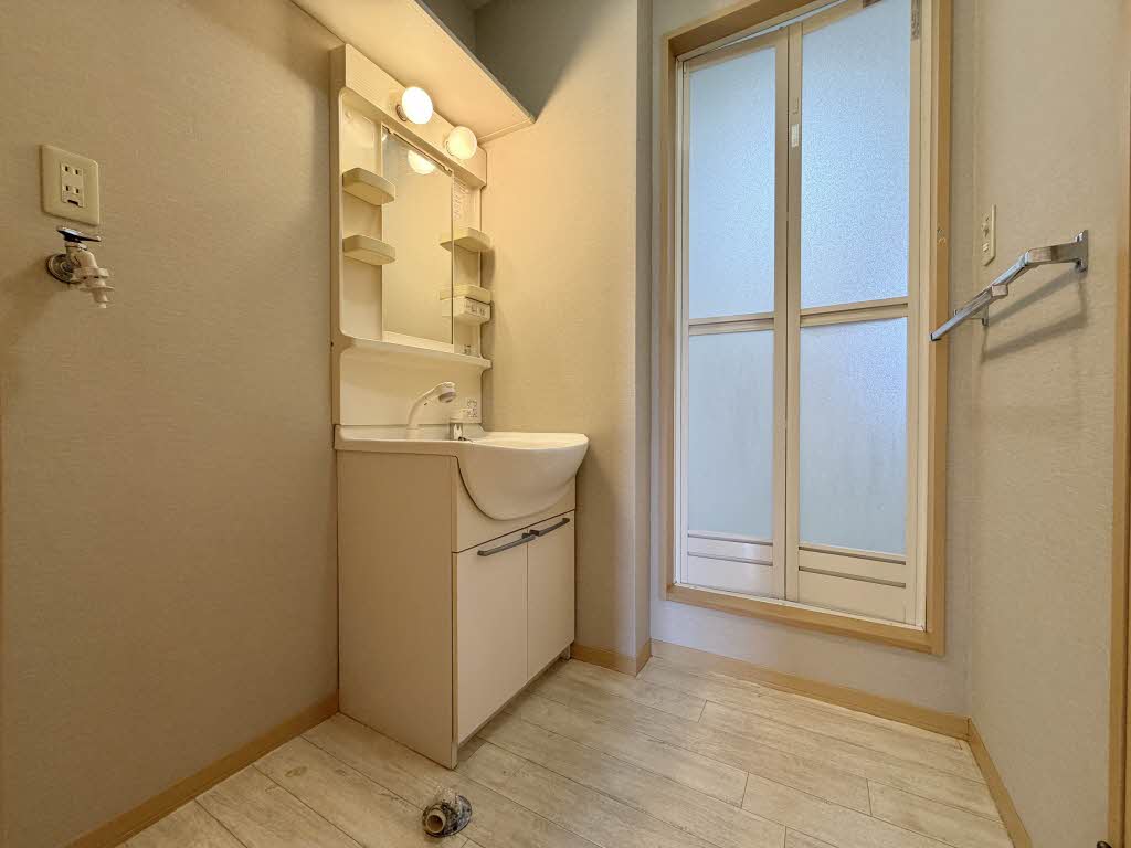 ラポワール横田 B棟 ** B0202号-6