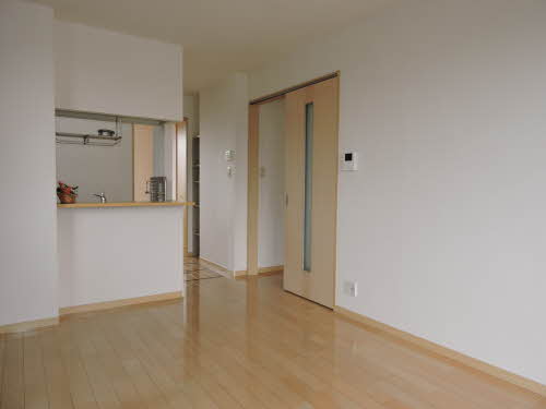 メゾンファミーユ　Ａ棟 A0102号-3