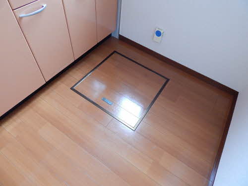 クレストタウン B棟 B0102号-13