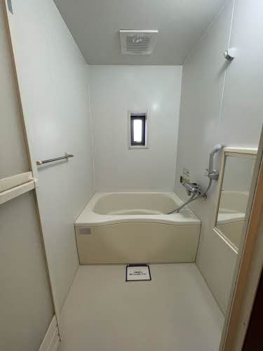 クレストタウン　Ｂ棟　＊＊ B0201号-4