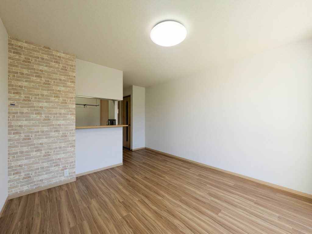 サンリッチ　Ｃ棟　＊＊ C0103号-2