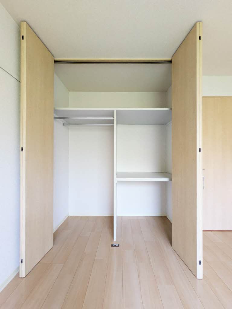 サンリッチ　Ｆ棟　＊＊ F0203号-5