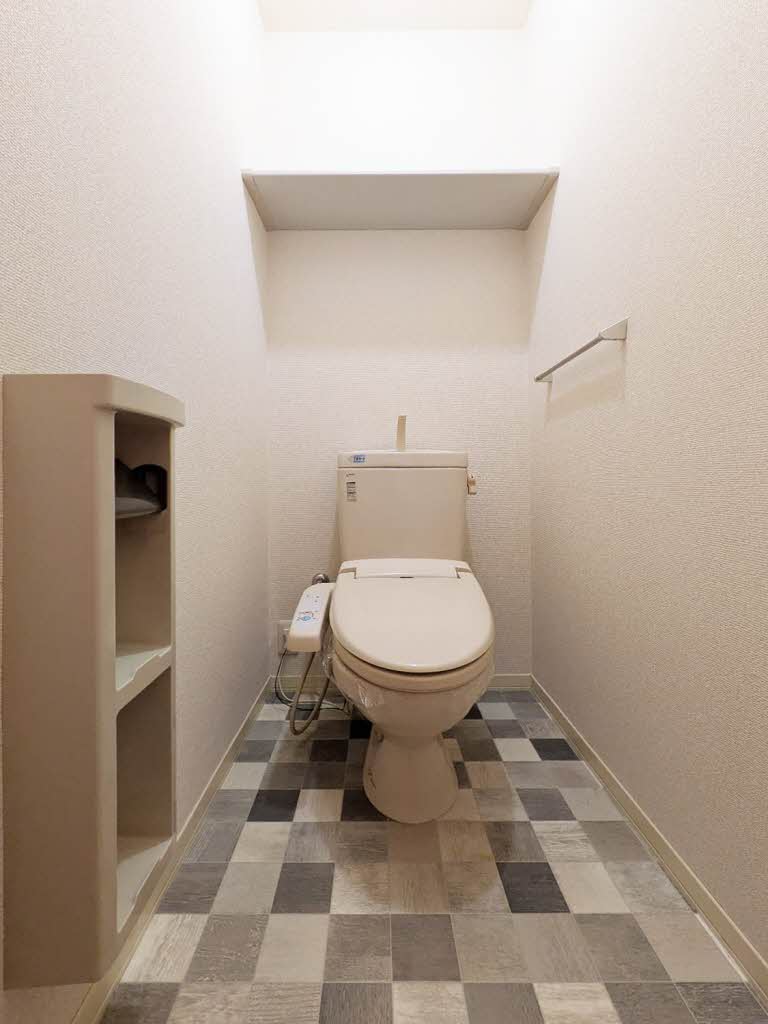 サンリッチ　Ｆ棟　＊＊ F0203号-9