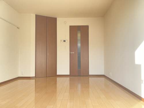 ルミエールマドカ　＊＊ A0203号-2