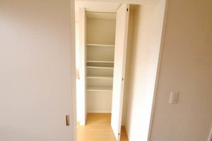 ウェルシー　Ⅱ棟　＊＊ B0102号-12