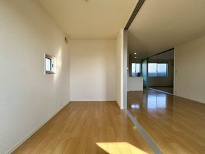 アルファヴィル　Ⅰ棟　＊ A0101号-11