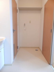 エルム　Ｂ棟　＊＊ B0102号-12