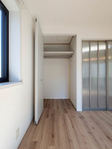 ロマンシー小林　＊＊ A0202号-5